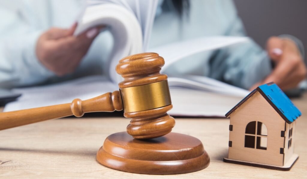 Legal advisors online